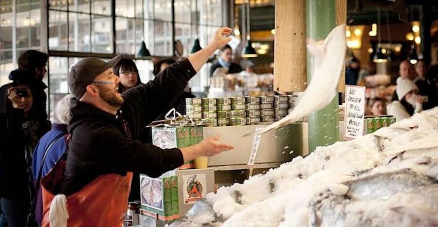 Seattle: Early-Bird Tasting Tour of Pike Place Market - The guide makes the difference