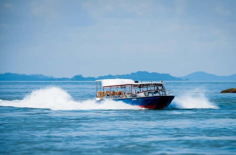 Singapore: Albatross Speedboat Adventures Ticket - Starting at the Singapore Oceanarium