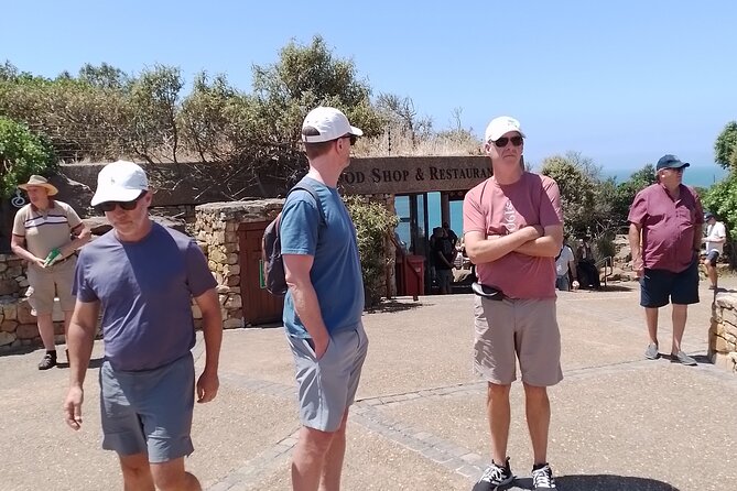 Table Mountain, Cape of Good Hope & Penguins - Hout Bay gives you the day’s first real choice