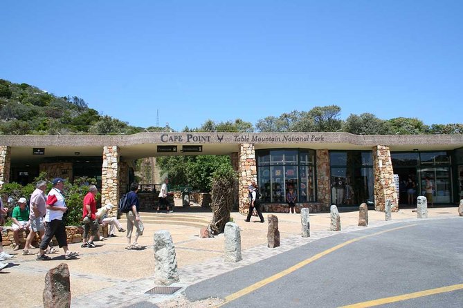 Table Mountain, Cape of Good Hope & Penguins - Cape Point explains the peninsula’s geography