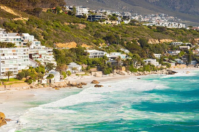 Table Mountain, Cape Point & Penguin Beach ENTRANCE INCLUDED - Cape Point and the old lighthouse