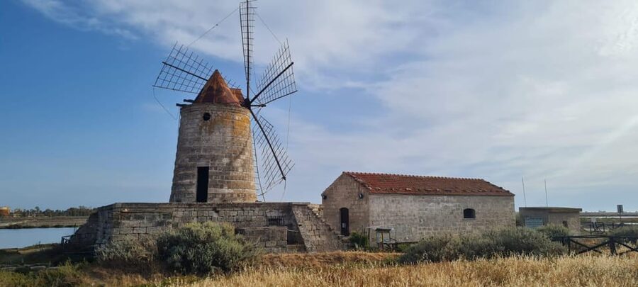 Trapani: Salt Pans Sunset Tour and Flamingo Way - What the $34 price includes