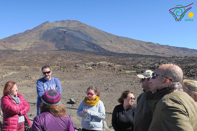 Trekking, wineries, birdwatching, local gastronomy, etc. - Choosing geology and volcanoes
