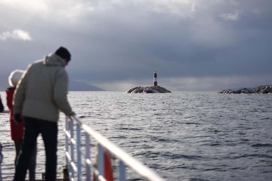 USHUAIA | Navigation: Sea Lions, Birds and Lighthouse - Cruising out of Ushuaia into the Beagle Channel