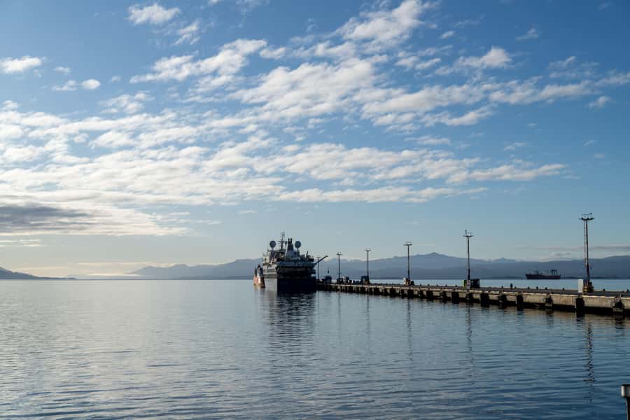 USHUAIA | Navigation: Sea Lions, Birds and Lighthouse - Les Éclaireurs Lighthouse and the Monte Cervantes story