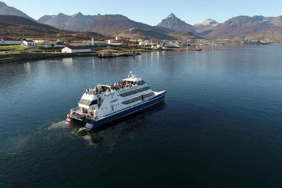 Ushuaia: Sailing Beagle Channel to the Penguin Colony - Who will enjoy this Beagle Channel cruise?