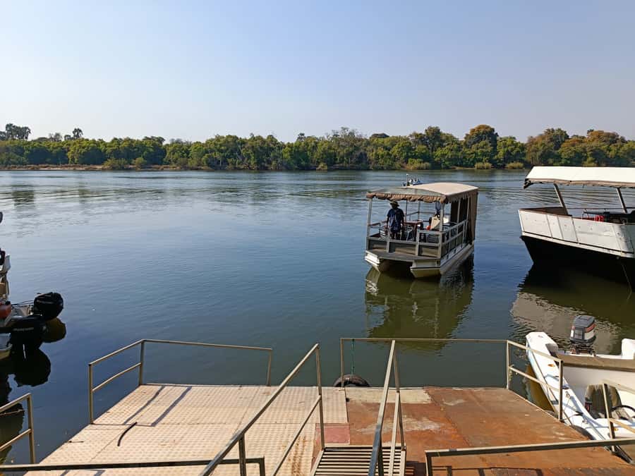 Victoria Falls: Private Zambezi River Birdwatching Safari - Setting out from Victoria Falls toward the Zambezi